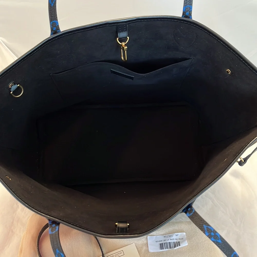 Louis Vuitton Race Neverfull MM - Picture 14 of 14